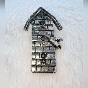 VINTAGE BARKER PEWTER BIRD BIRDHOUSE BROOCH PIN 1996